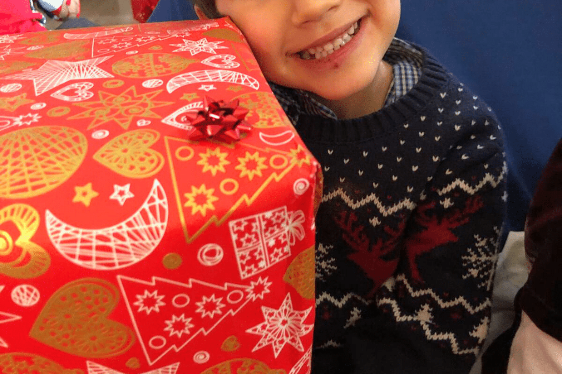 natale25-crowd-lp regala un desiderio - Associazione CAF